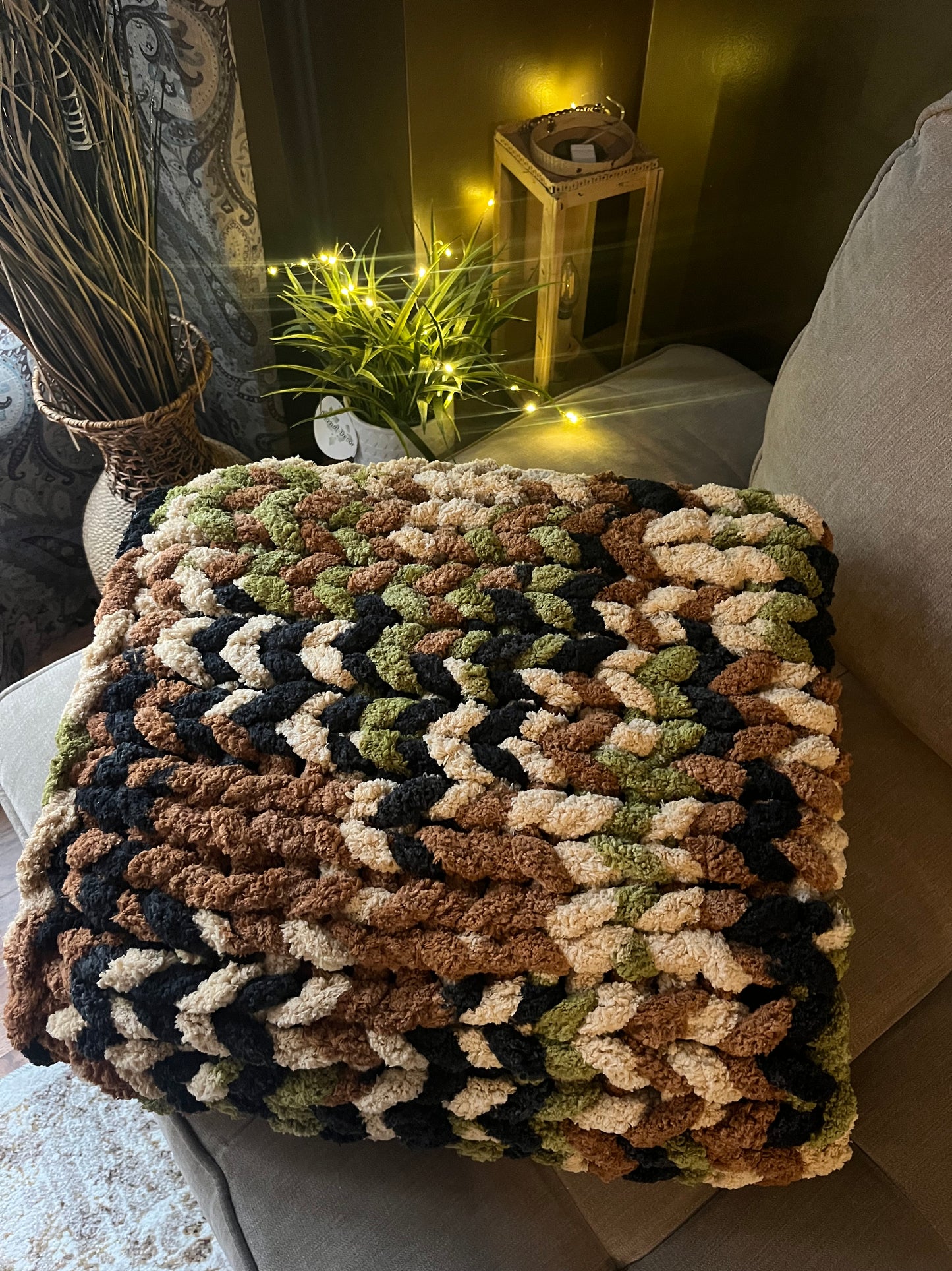Camo Chunky Knit Throw