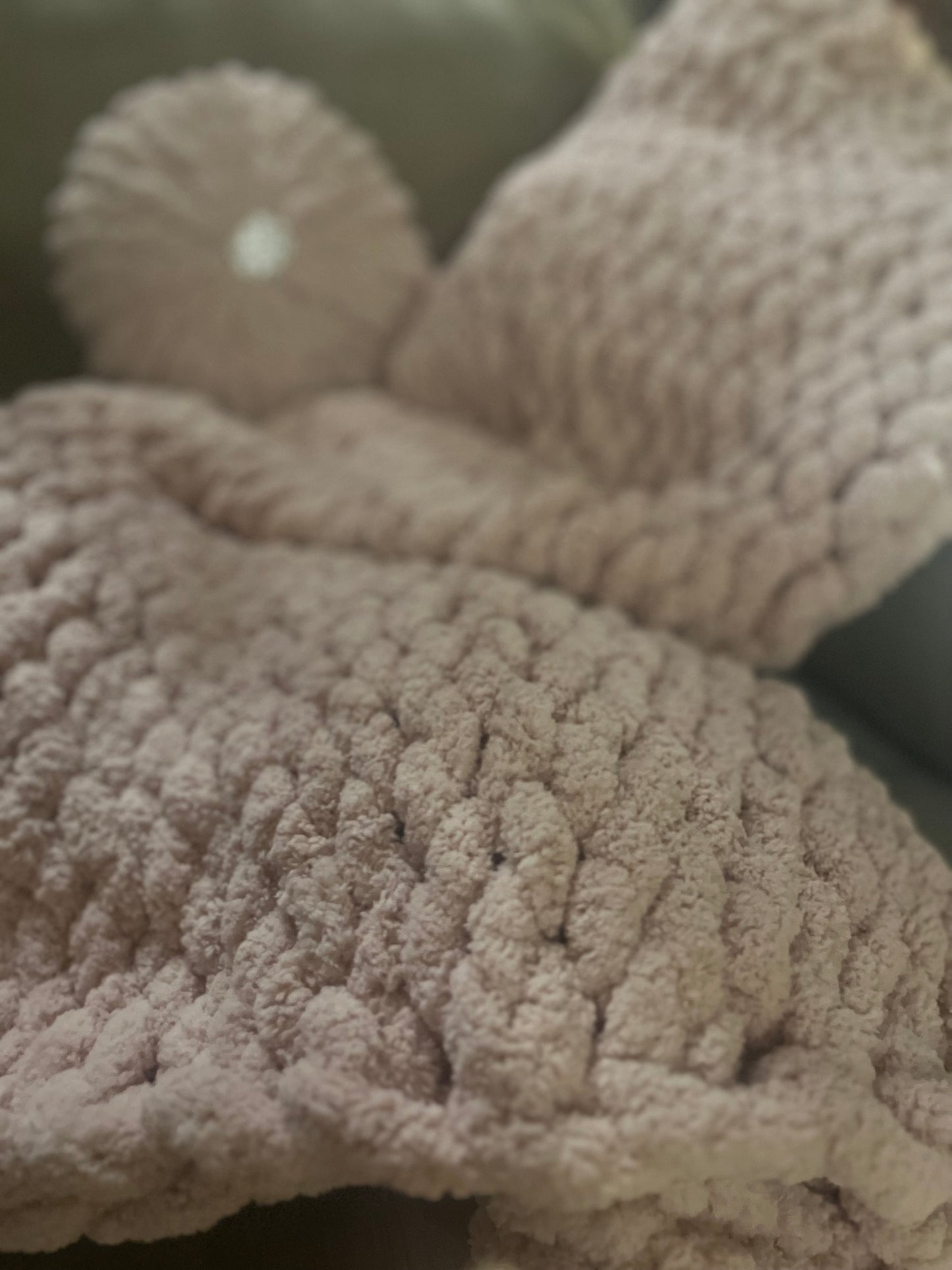 Chalky Pink Chunky Knit Throw
