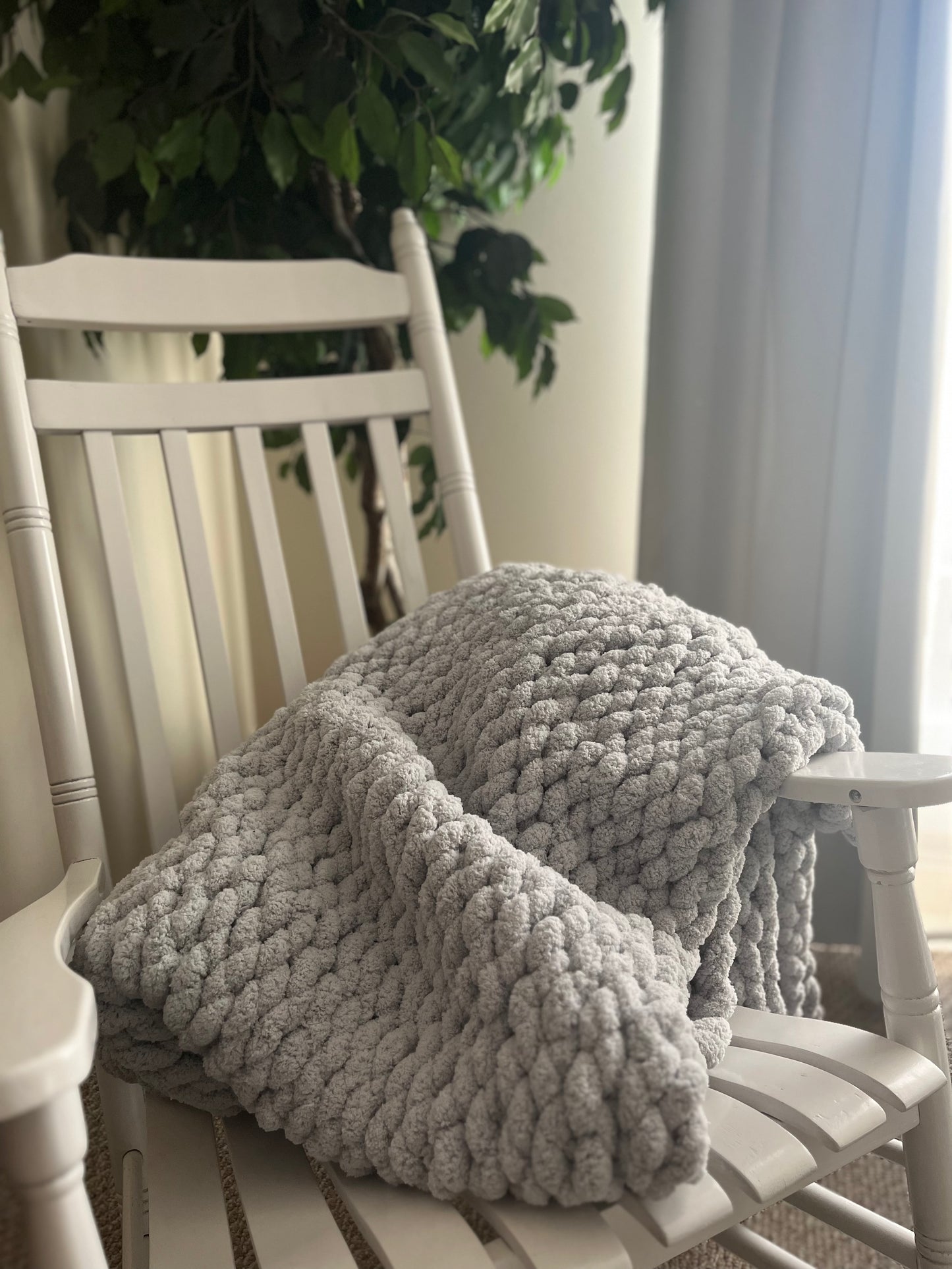 Misty Gray Chunky Knit Blanket